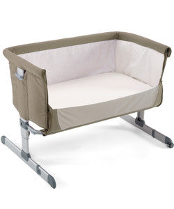 Chicco Next 2 Me Bedside Crib